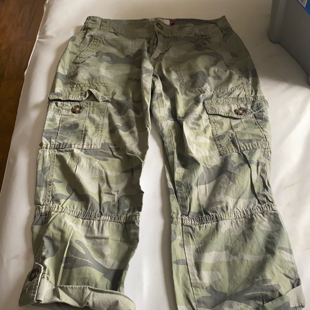 Cargo capris